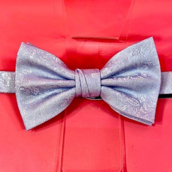 LILAC BOW TIE by J. FERRAR NWT - Picture 1 of 4